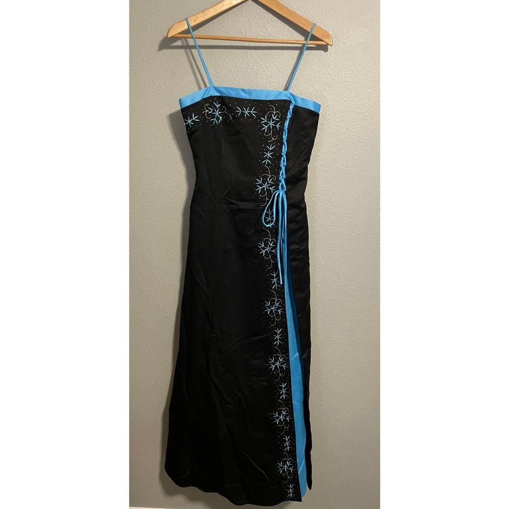 Vintage Masquerade Womens Ball Gown 7/8 Satin Floral Embroidered Whimsigoth Y2K